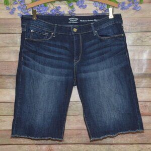 Signature Levis Strauss Size 14 Modern Skinny Shorts Denim Blue Jean Raw Hem